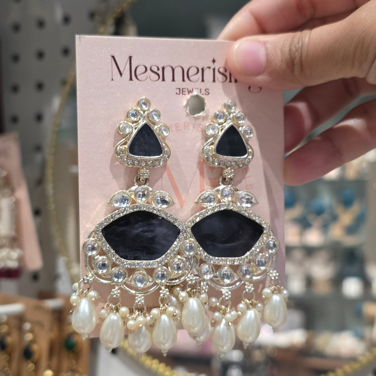 Arvi Earrings