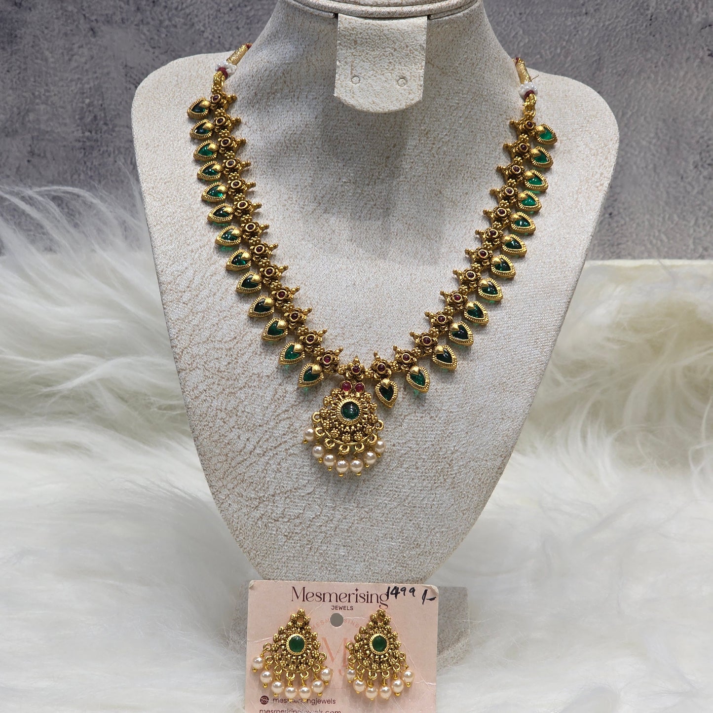 Riva Ethnic Set